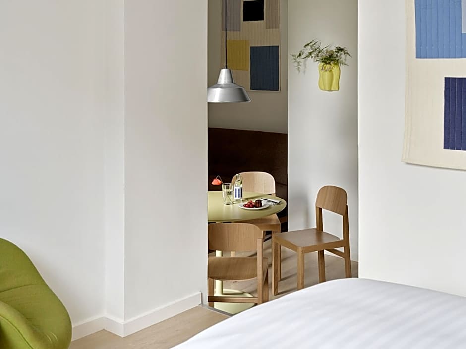Flora Apartment Hotel