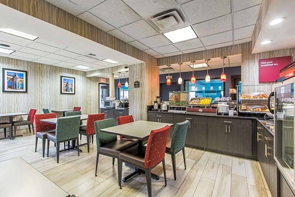 Comfort Suites Fairgrounds West