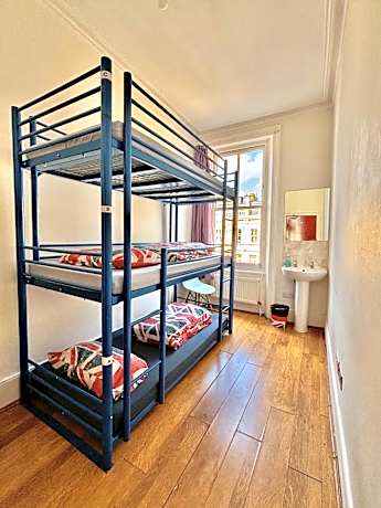 Triple Room with Shared Bathroom