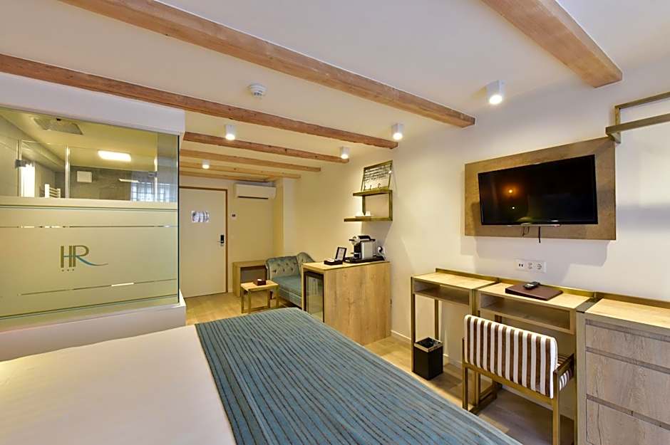 Hôtel Rousseau Plus