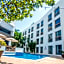 Continental Caribe Bay