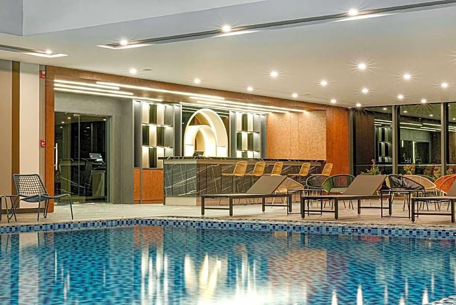 Wyndham Garden Legend Halong