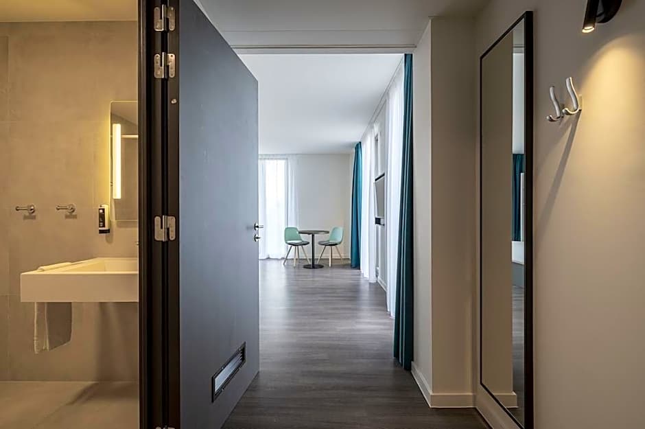 B&B HOTEL Antwerp Centre