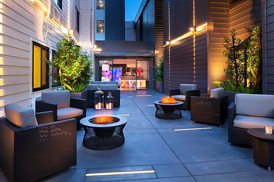 Aloft Sunnyvale