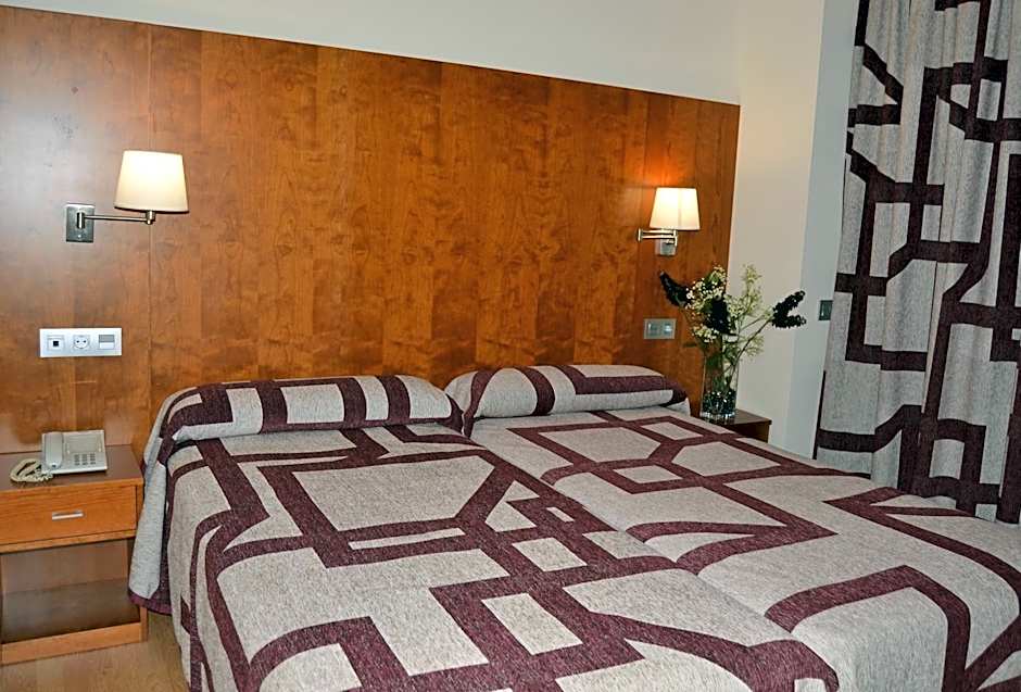 Hotel Jarama