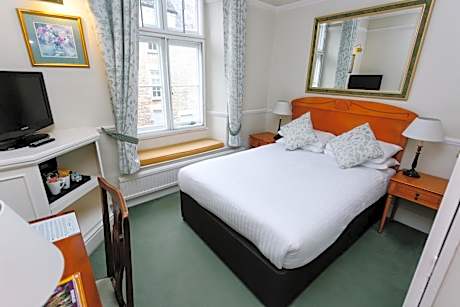 Compact Double Room