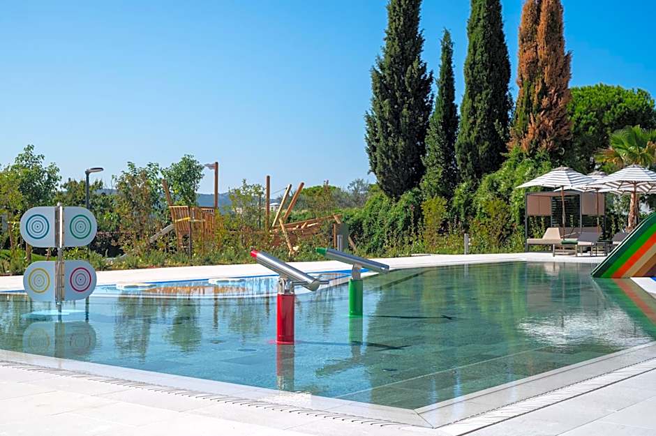 Molum Hotel & Residences