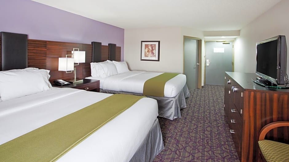 Holiday Inn Express Atlanta West - Theme Park Area, an IHG Hotel