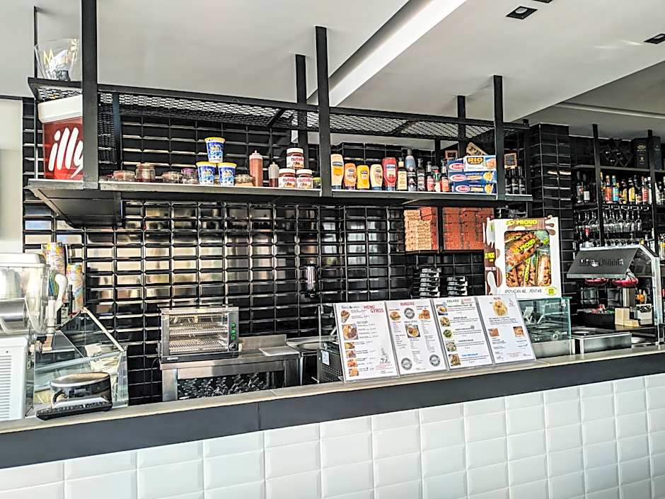 Meliton Inn Hotel & Suites by the beach