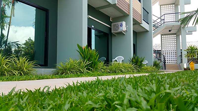 Phuket Airport Place