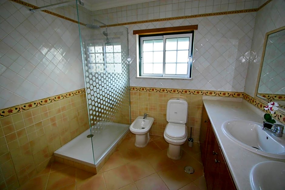 Villa Vista Mar Piscina Suites