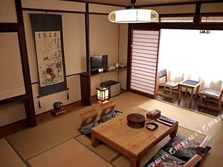 Towadako Yugetsu