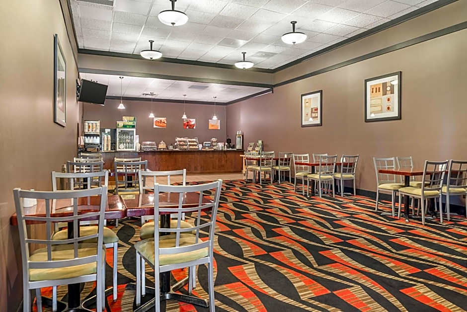 Quality Inn & Suites Next To The Casino