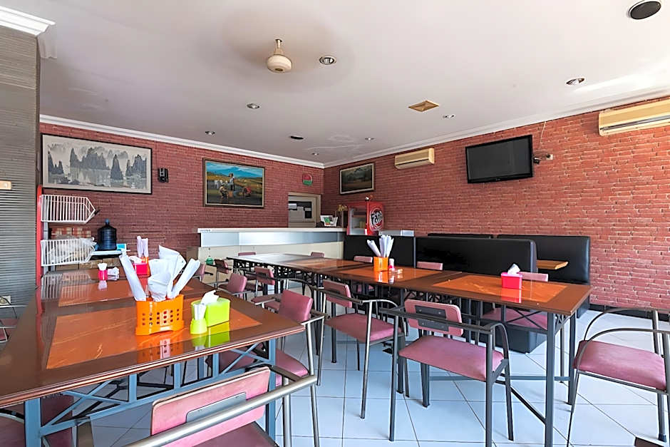 RedDoorz @ Urip Sumoharjo