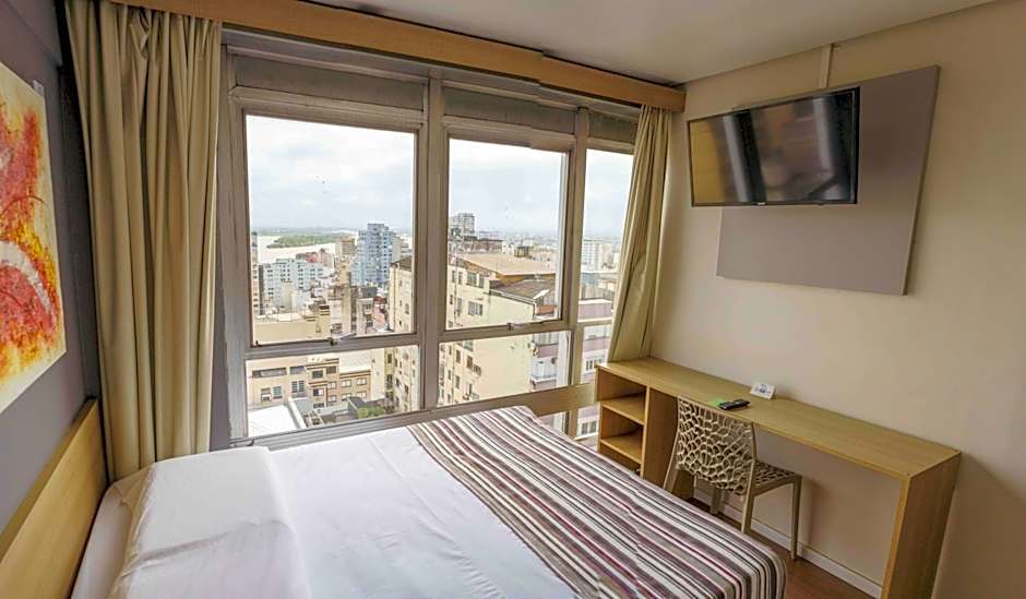 Hotel Dan Inn Express Porto Alegre - Próximo ao Complexo Santa Casa e Araújo Viana