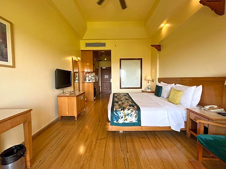 Acron Candolim Regina