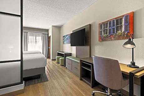 Suite with Two Queen Beds and Sofabed - Accessible/Non-Smoking