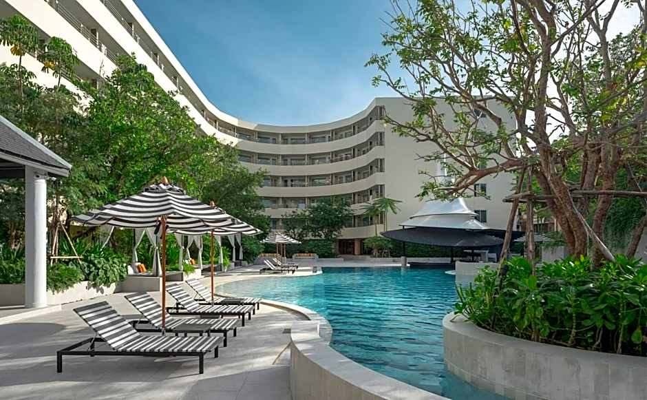 The Royal Paradise Hotel & Spa