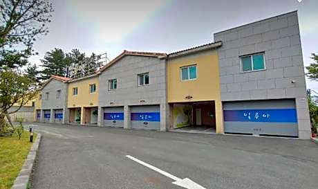Jeju Irrua Hotel