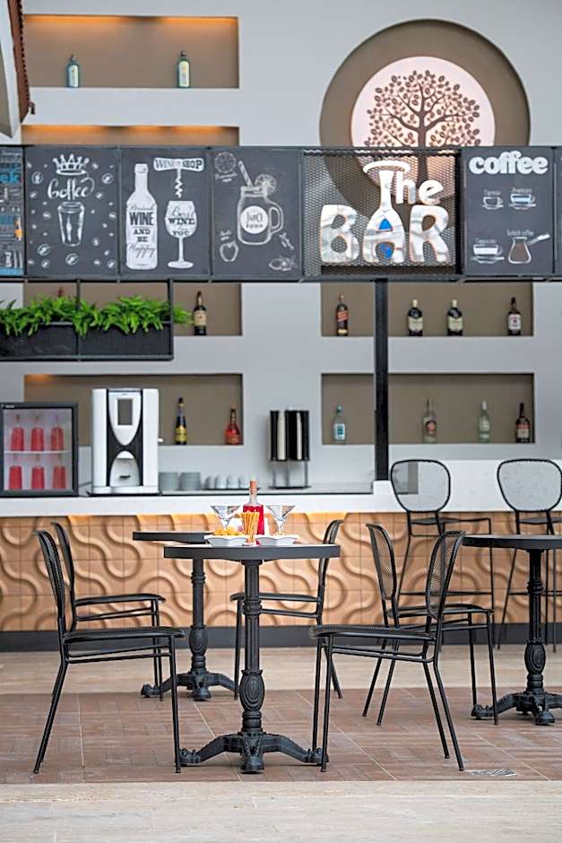 Oz Hotels Side Premium