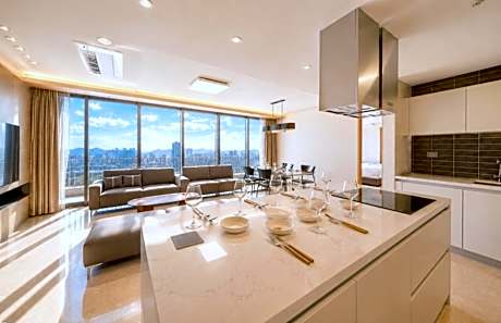 Special Offer - Collection Suite, 6 Guests