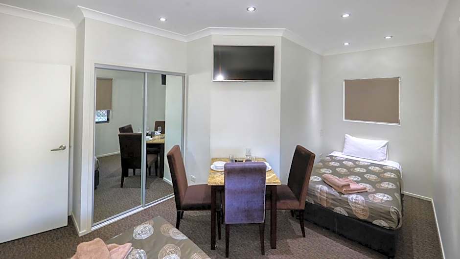 Western Downs Motor Inn