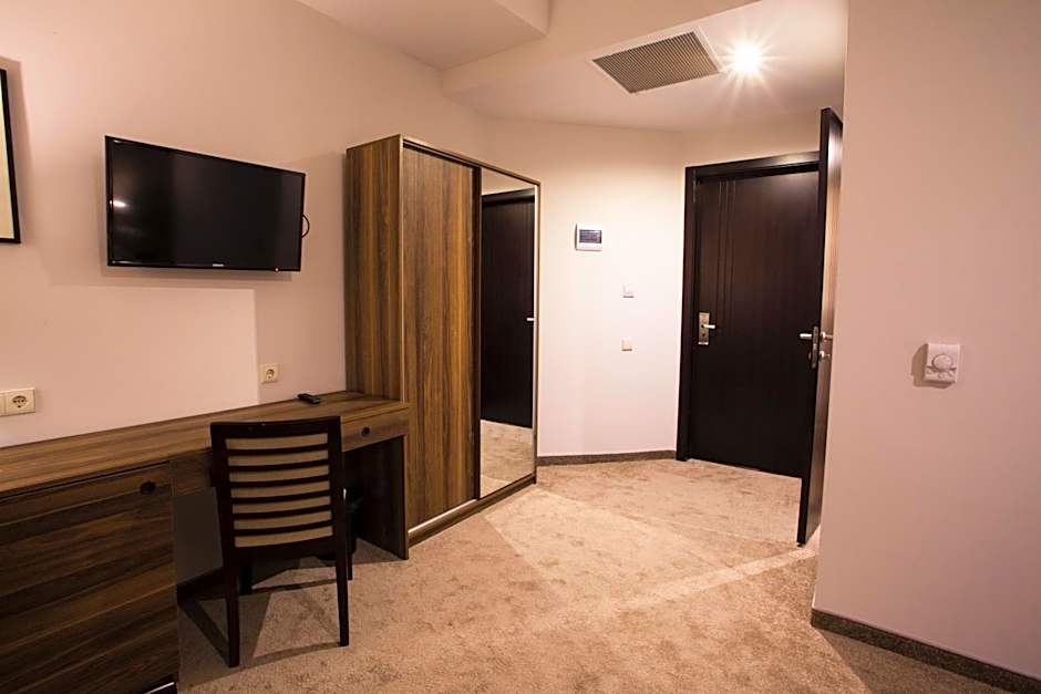 Old Meidan Tbilisi By Urban Hotels