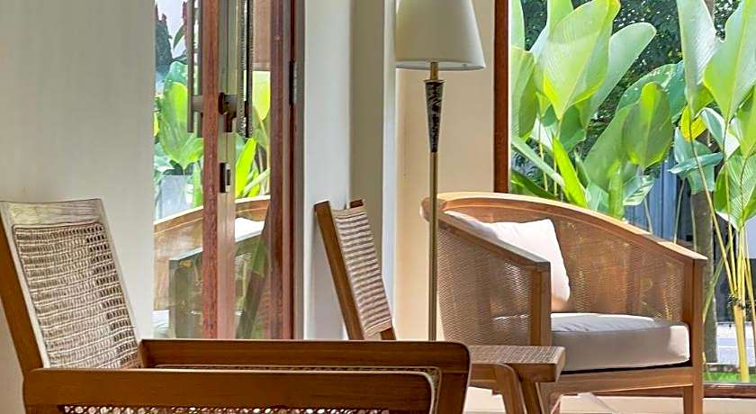 Roots Hotel Senggigi