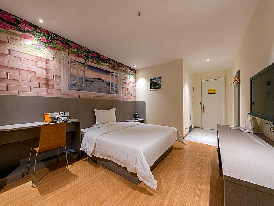 7 Days Inn Foshan Temple Baihua Squrare Branch