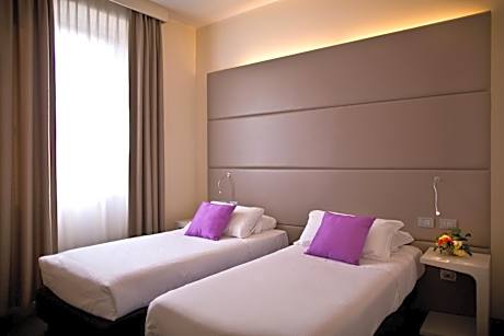 Classic Twin Room