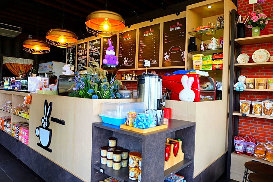 Papa's Home And Rabbit Café