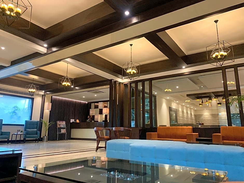 Hotel Royale Residency