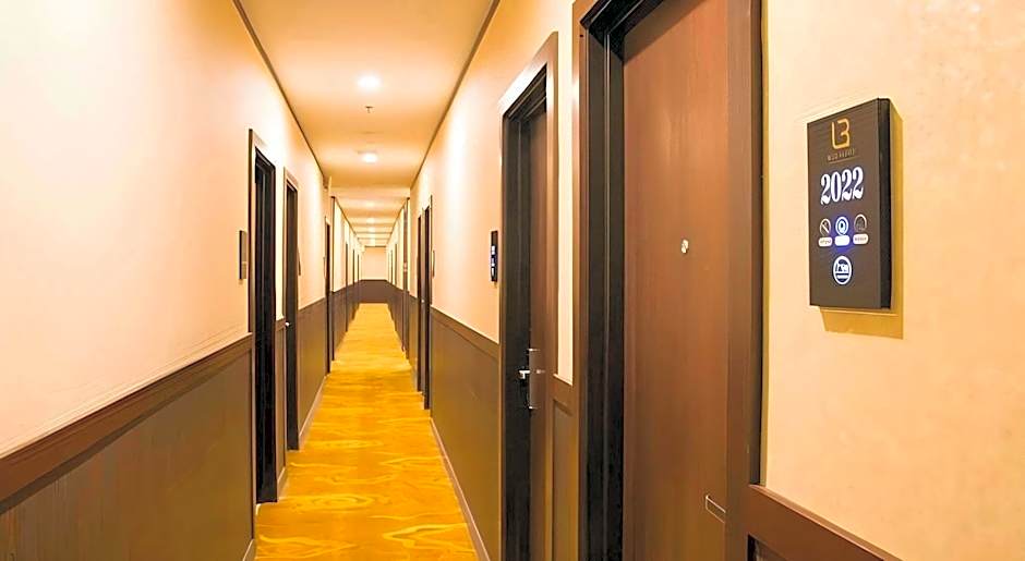 U3 HOTEL