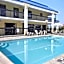 Super 8 by Wyndham Ruther Glen Kings Dominion Area