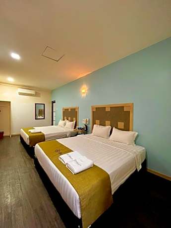 Family Room with King Bed