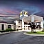 Comfort Inn & Suites Napoleon
