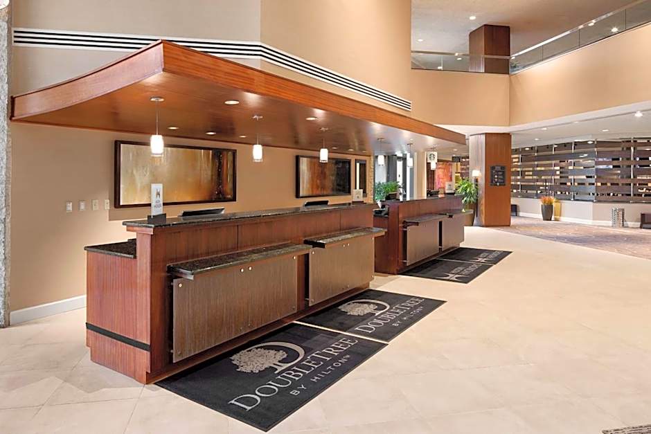 DoubleTree By Hilton Somerset Exec. Meeting Center