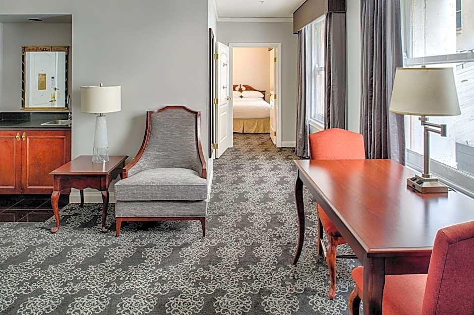 Embassy Suites by Hilton Portland-Downtown