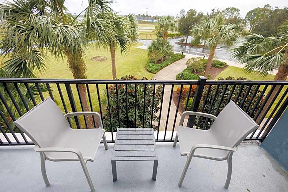 SEVEN Sebring Raceway Hotel