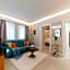 Naxi Suites