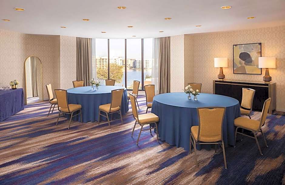 Omni Las Colinas Hotel