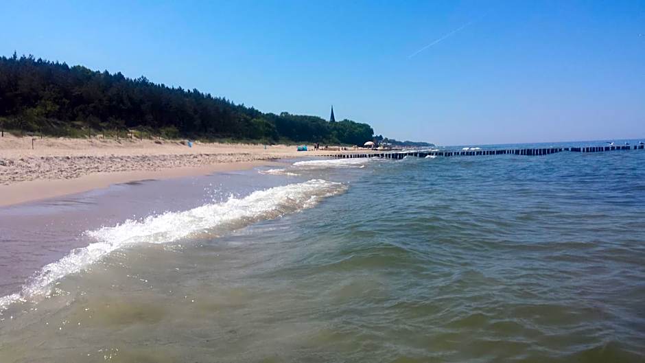 Ośrodek rodzinny "Pod Wydmami" PRZY PLAŻY , PLAC ZABAW , ROWERY