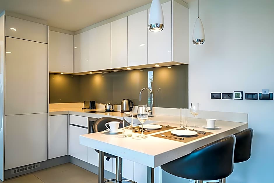 Oceanstone by Holy Cow, 2-BR, 90 m2, pool view