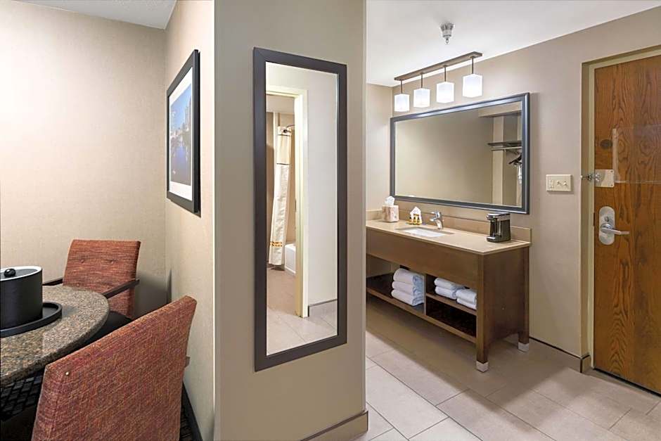 Best Western Plus Ramkota Hotel