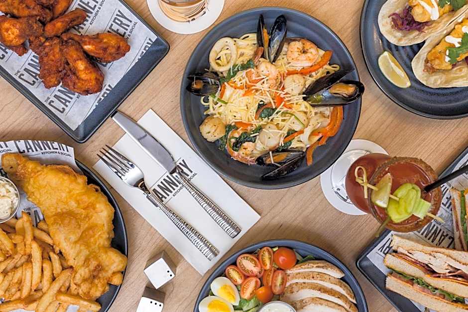 DoubleTree by Hilton Kingston