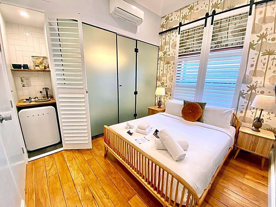 Bayhaven Lodge