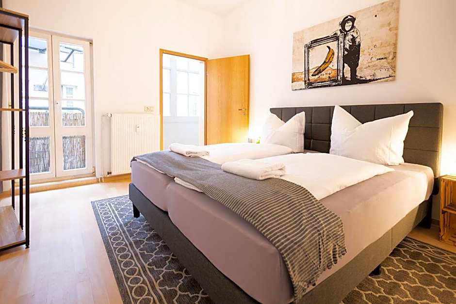 Apartments an der Oper - Innenstadt - Zentral - Küche - Wifi - Powered by Ko-Living