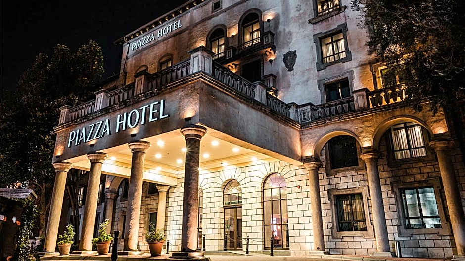 Piazza Hotel Montecasino