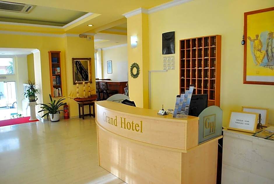 Grand Hotel Loutraki