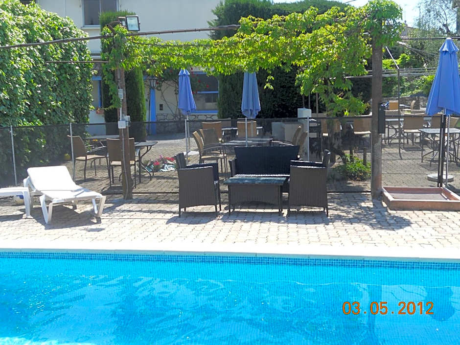 Hotel Cayrons Vence & St Paul de Vence